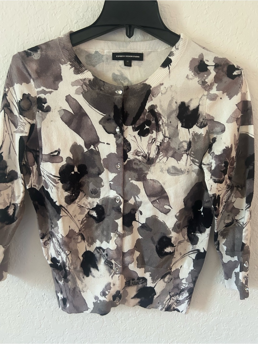 Express Floral Button-Front Cardigan - Black, Gray & Cream